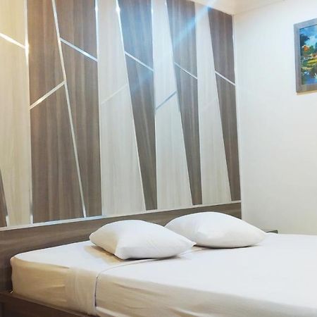 Paradise Hotel Tanjung Pinang Ngoại thất bức ảnh